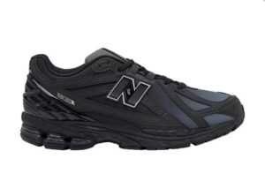 New Balance 1906R Black Gradient.jpg