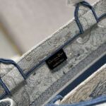 dior book tote m1296 medium toile de jouy embroidery m0075 007 luxibags.ru .jpg