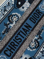dior m1296 book tote medium blue and white butterfly bandana embroidery m099 02 luxibags.ru .jpg